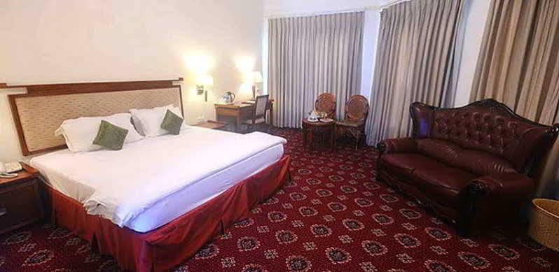 Hotel Jaipur Palace Екстер'єр фото